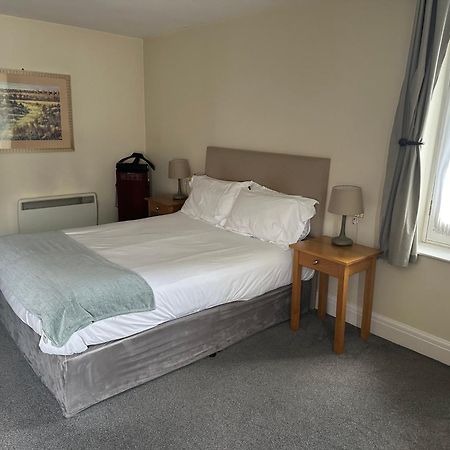 The White Hart Hotel Welwyn Esterno foto